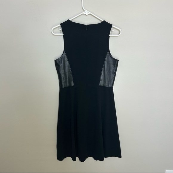 Banana Republic Sleeveless Fit & Flare Black Dress, Faux Leather Inserts, Size 8 - Picture 2 of 7